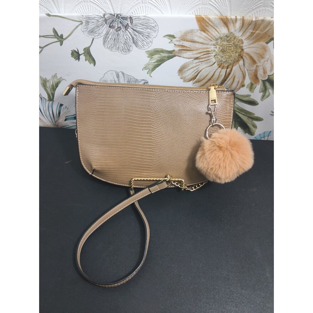 Jen & Co Faux Leather Medium Crossbody bag